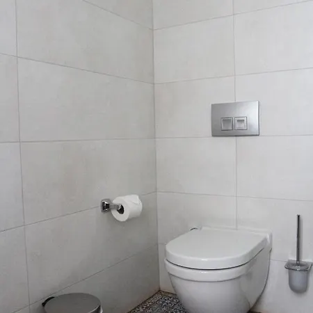 Taş Konak Eski